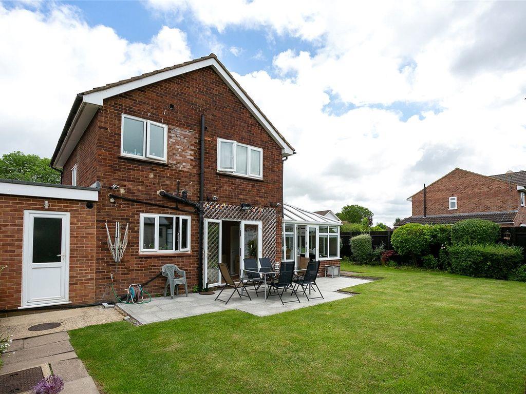 Farm Way, Bushey